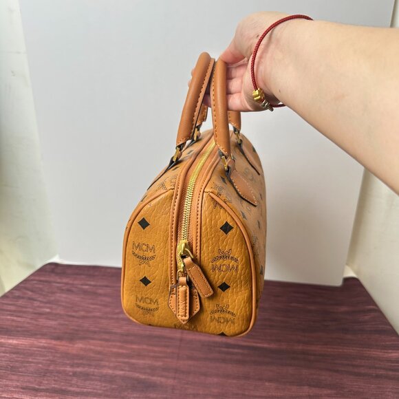 MCM Aren Visetos Small Boston Bag - Picture 6 of 6